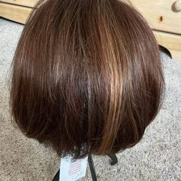 Charlie Wig
Auburn Sugar Rooted color - Picture 6 of 9